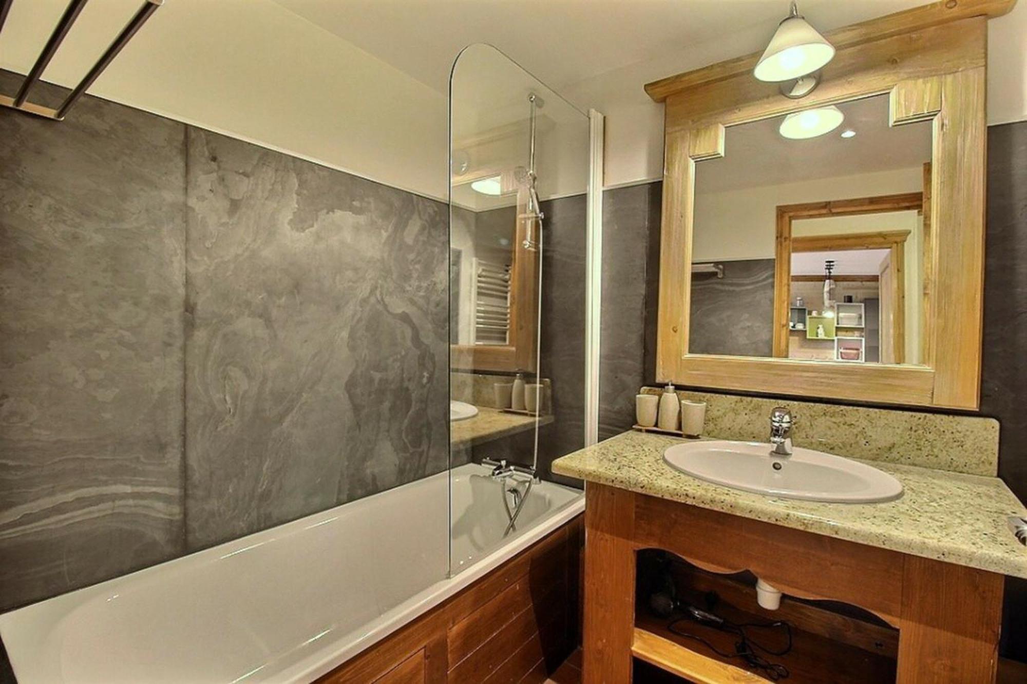 Arc 1950 - Appartement 5 Personnes - Ski Aux Pieds - Sauna, Hammam, Jacuzzi Les Arcs  Exterior photo